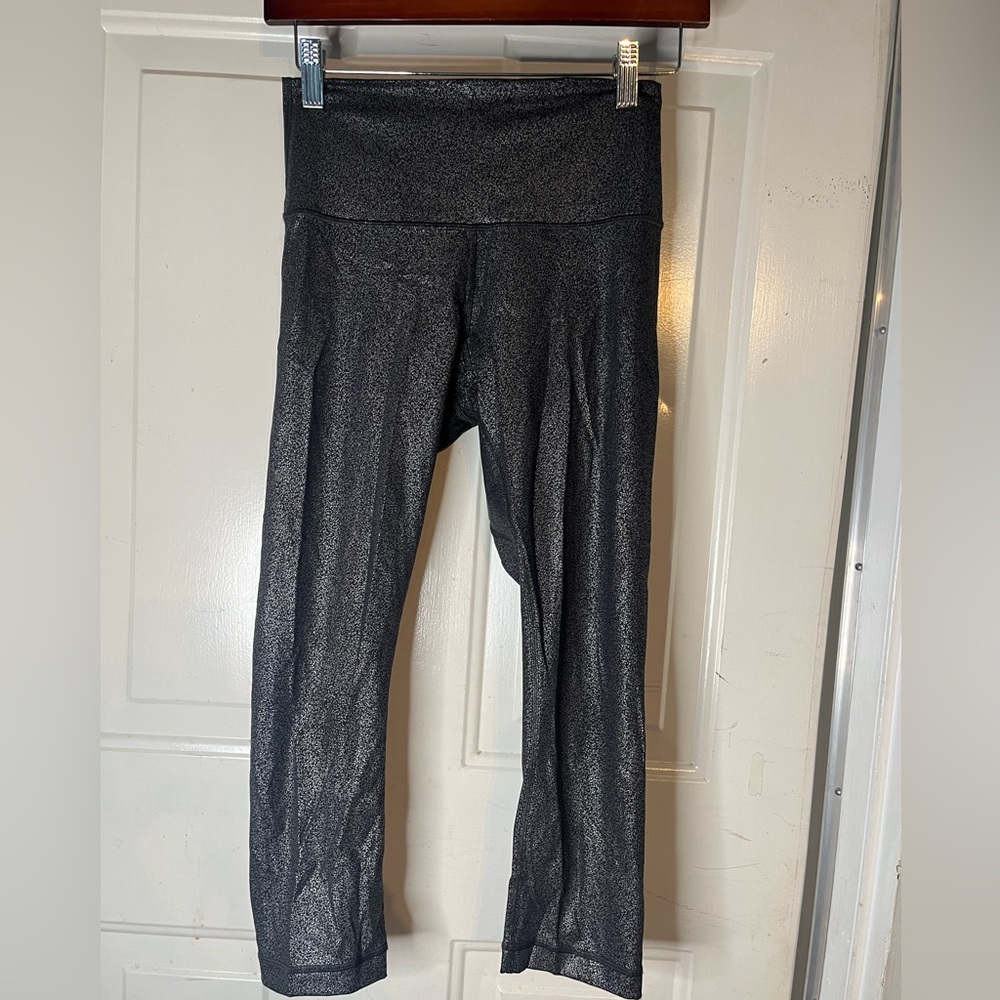 Black Shiny lululemon Leggings